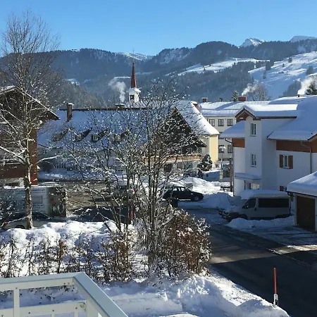 Apartment Edelweiss *